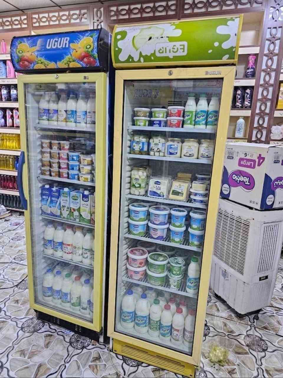 عارضات اسواق عدد ٨
كلهن شغالات وتبريدهن فول 
سعر الوحدة ٢٧٥ 
للاستفسار
***********
متوفر واتساب

