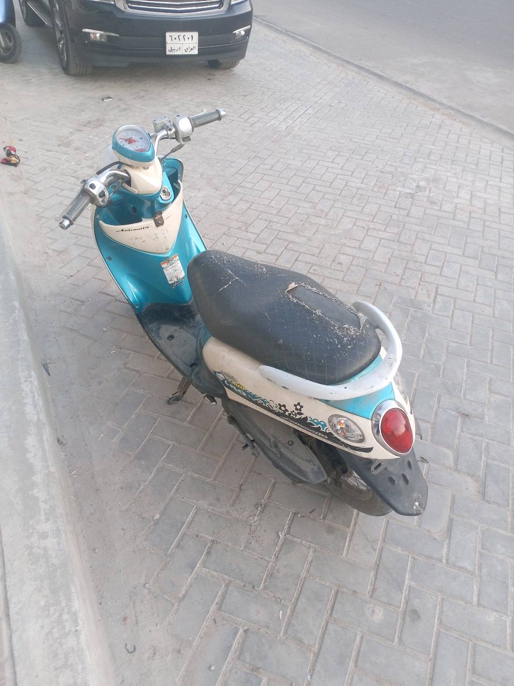 دراجة نوع ياماها  يابانيVino محرك 125cc سرعة 120 دراجة مكفولة بلادية و على فحص تشغيلة بصمة سلف و هندر سعر 450 و بي مجال 
عنوان بغداد مدينة الصدر قطاع 79 شارع سيد حاكم الزاملي
***********