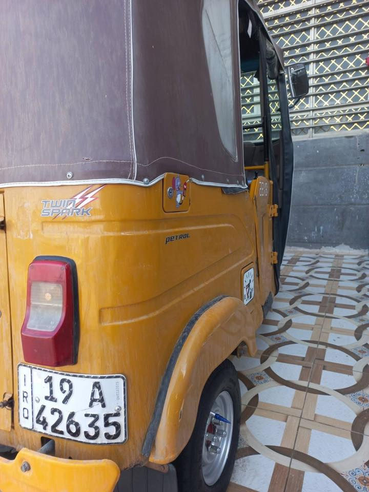 السلام عليكم تكتك ٢١ بأسمي تحويل ثاني يوم تكتك خير من اللّٰه محرك دبلات جديد تايرات جبلي بيها طخه بل لغد وما مصلحه عل وضعهه بسيطه مو قويه مكاني بغداد المحمودية عارضها7200 بيها مجال
***********
