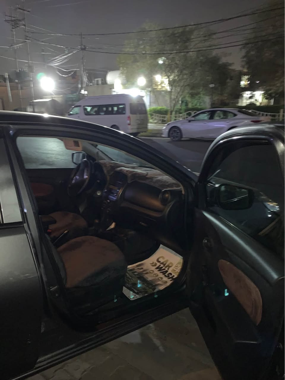 نيسان ڤيرسا 2017S
49000مایل ماشيه 
سعر 92 بيها مجال 
كير محرك كهرباى بشرط 
سونر موجود  بصور 
باترى تاخم اماى. تيات جديد.  
***********  رقم كركوك, العراق
