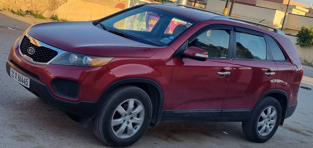 🚗 للبيع: كيا سورنتو 2011 - نظافة الشركة 🚗
لأصحاب الذوق والسيارات النظيفة، معروضة للبيع كيا سورنتو موديل 2011، سيارة عائلية بامتياز وبحالة ممتازة جداً.
📋 المواصفات والتفاصيل:
 * المحرك: 4 سلندر، حجم 2000 (دوش المرغوب).
 * الوارد: خليجي.
 * الحالة: كفالة عامة، السيارة بوضع الشركة (بيها طخة خفيفة جداً وموضحة للأمانة).
 * المسافة المقطوعة: 140 ألف كيلومتر.
 * الوضعية القانونية: السيارة باسمي والتحويل مباشر.
💰 السعر المطلـوب:
149 ورقة (14,900$) وبيه مجال بسيط للشراي.
📍 للاستفسار أو المعاينة، يرجى المراسلة على الخاص.
#سيارات_للبيع #كيا_سورنتو #صلاح_الدين #بيجي #سورنتو2011 #سوق_السيارات #دوش


**إذا كنت صاحب هذا الإعلان وتريد حذفه لأي سبب، رجاءا أرسل رسالة إلى الدعم الفني**