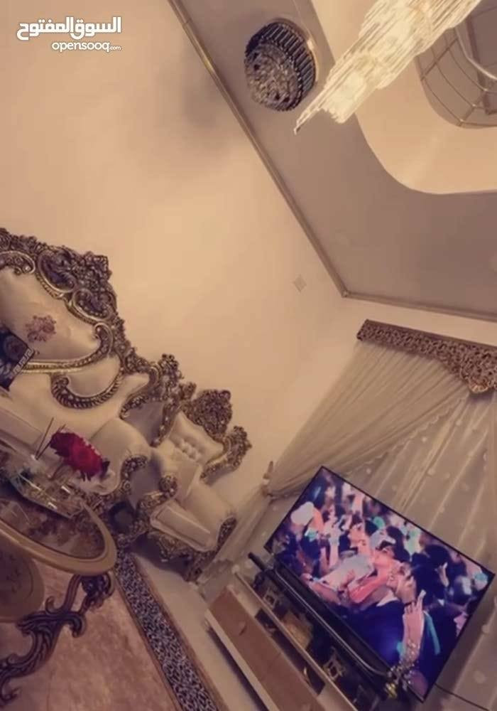 يعلن مكتب المرتضى للعقارات عن توفر
بيت حديث للبيع ، في ياسين خريبط ، قرب مدارس حاتم الدراجي ، موقع ممتاز
طابقين ، بناء 2023
المساحة / 260 متر
الواجهة / 13 متر
يحتوي على شقتان معزولة في الطابق الثاني
كل شقة تحتوي على / غرفة وصالة ومطبخ وصحيات
والطابق الارضي يحتوي على / غرفتان وصالة واستقبال ومطبخ وكراج وحديقة وصحيات اضافة الى غرفة في الطابق الثاني
سعر البيت مع الاثاث / 600 مليون
بدون الاثاث / 575 مليون

توجد لدينا عروض اخرى
للأستفسار الاتصال على الارقام التالية
قسم البيع / *********** - ***********
قسم الايجارات / ***********
نستقبل كافة العروض والاعلانات نشرها وترويجها مجانا
عنوان المكتب / الجنينة / شارع جامع الكرناوي / مقابل فتافيت سنتر
