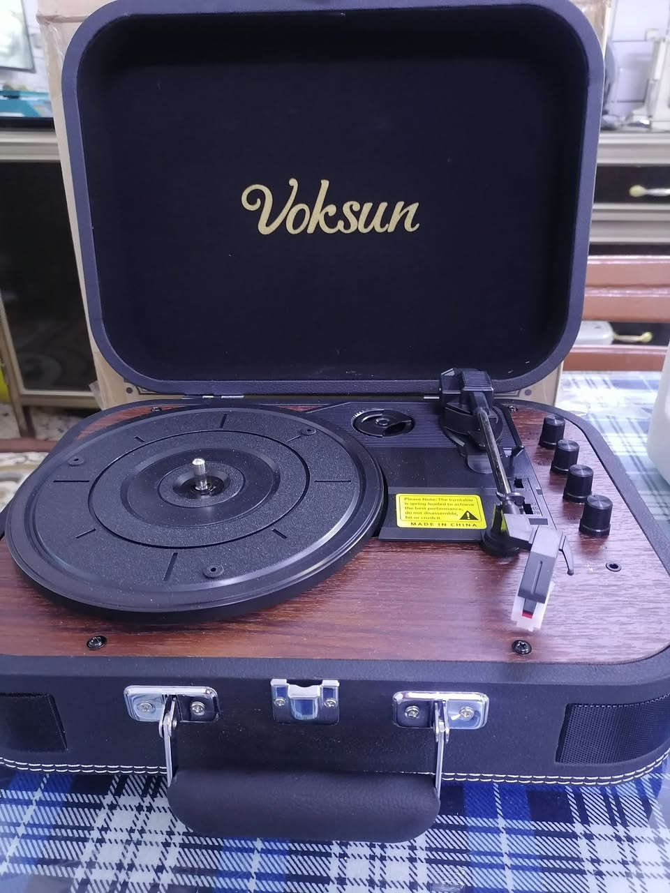 كرامافون MP3 راديو بلوتوث USP يوجد مشكله في الصوت ناصي السعر ٣٠ الف


**إذا كنت صاحب هذا الإعلان وتريد حذفه لأي سبب، رجاءا أرسل رسالة إلى الدعم الفني**