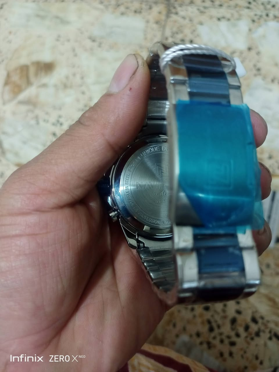 ساعه نڤي ڤورس اصلي كامل مرفقات عدة العلبه كارت الضمان كتلوك مختمه حفر ساعه مفوله مزاد اعلى سعر ابيع


**إذا كنت صاحب هذا الإعلان وتريد حذفه لأي سبب، رجاءا أرسل رسالة إلى الدعم الفني**