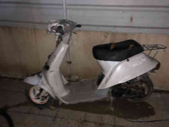 سلام عليكم شباب عندي هاذا المنت للبيع يعوزه كابريته وترتيب اشوي قفل 50 الف المو شراي لا يعلق ويكسر بل دراجه مكاني موصل جانب الايسر هاذا الرقم ***********
