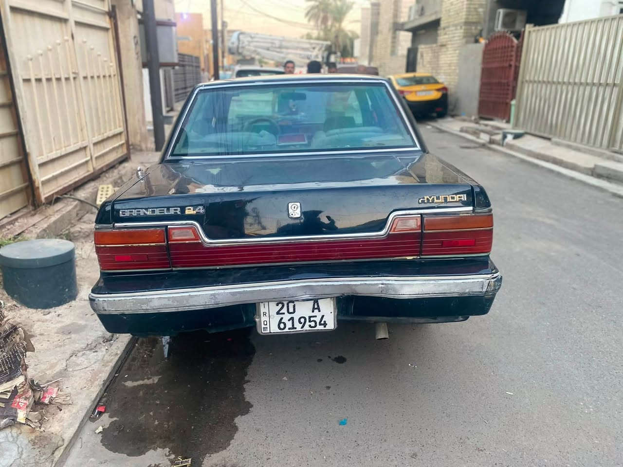ياالله 
السلام عليكم هونداي گراندر 1991رقم ديالى بسمي السياره تحويل ثاني يوم السياره جاهزة من كلشي كير ومكينه 1800كورلاة نحله  1zz توني شادهن وحداديه وتخم تاير كله جديد السيارة نقصه تبريد السياره مكفوله مال جناي ترايك وين متريد 
 سنوية لحد 2031 مصفره غرامات 
مكاني بغداد 
سعر 35ورقه وبيها مجال 

الدوره :-الرقم 
***********
