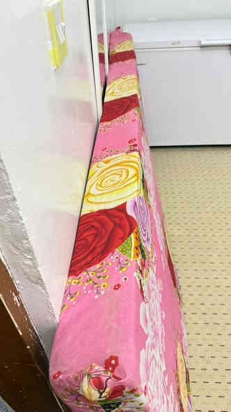 غراض مستعملة قليلا ( نظيفة ) للبيع 
2 دوشك ضغط عالي
اوفن
ميكنة خياطة 
صوبة كهربائية وغازية
السعر الكلي 100الف 
المكان اربيل
***********
***********
