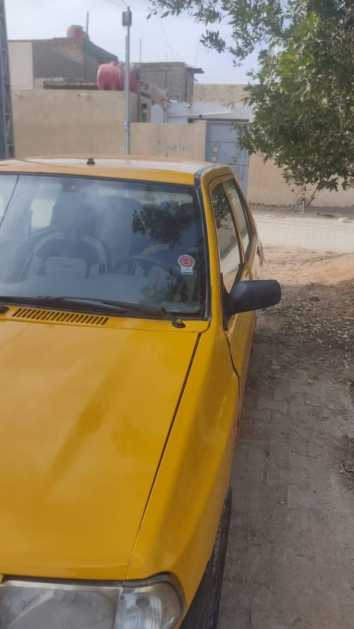 سايبه موديل 18 رقم بغداد الالماني مصفره هيئه وغرامات ب 30 و بيها مجال 
***********
