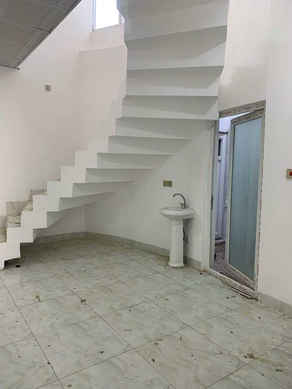 #دار_للبيع والسعر مناسب جدا طابو صرف باسم شخص واحد جاهز للسكن مباشرة 

#المساحة. 200 م واجهة 10 م مربع 

#الموقع . صيادة خلف الجامعة موقع مميز جدا

#طابق واحد يحتوي على غرفتين نوم هول استقبال مطبخ صحيات كراج 

#السعر . مناسب جدا يرجى الاتصال بنا على رقم المكتب ‏‪***********‬‏

#تواصل_مع_إدارة #مكتب_القضاة_للعقار 
#كركوك_حي_عدن_قرب_جامع_تحسين_صوراني_وبقرب #خدمات_باريس_للدهون_مقابل_سمايلاند_المائية

#للاتصال #والاستفسار .
‏‪***********‬‏📱
***********
