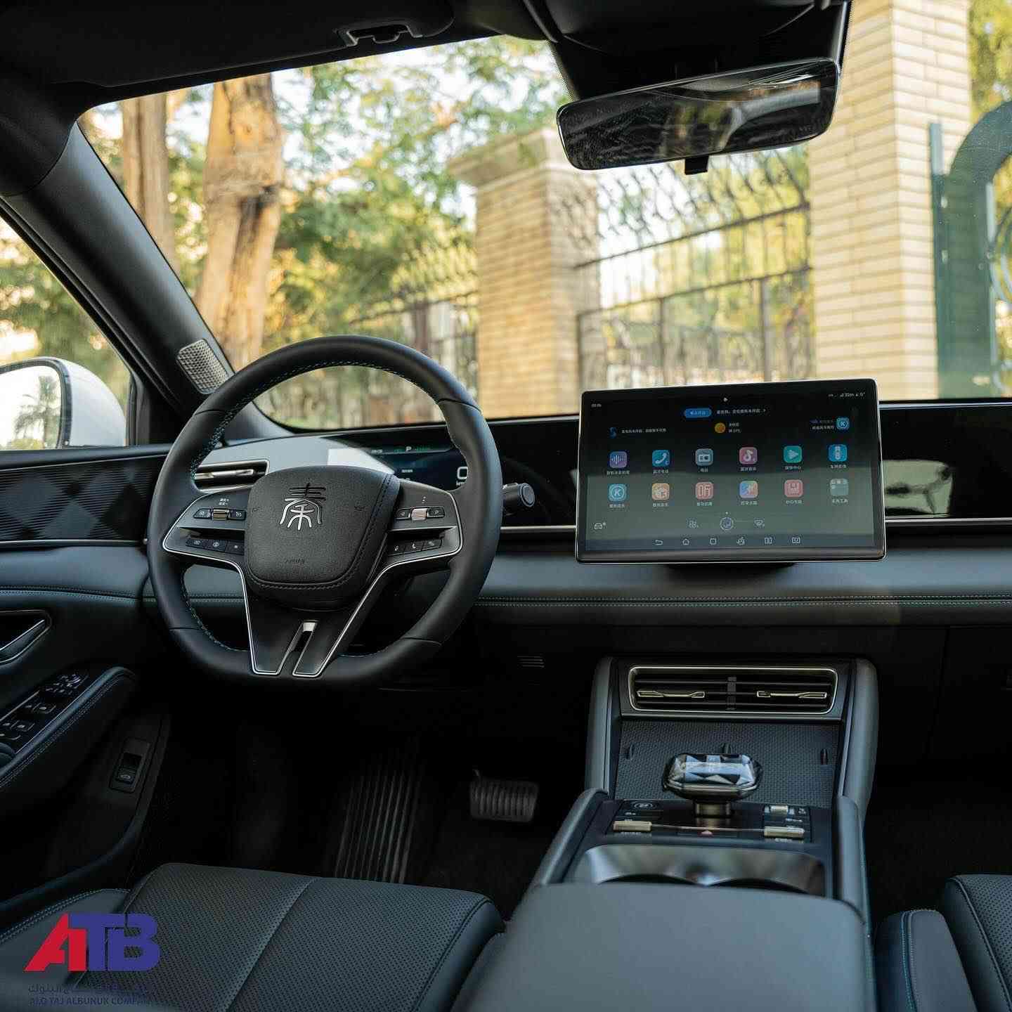 السلام عليكم byd Qin L 2024 للبيع زيرو مرقم بغداد كامل وجاهز فول موصفات 1/1 فتحة بانوراما شاشة كبيرة كامرا دوارة 360 درجة حساس امامي خلفي كرسي كهرباء شاشة دوراة بطارية كبيرة بلشحنة الوحدة تمشيك 120 كيلو وتانكي بانزين يمشي 2100 كيلو مكان السيارة بغداد العامرية السعر 23 مليون و500 *********** بغداد, العراق
