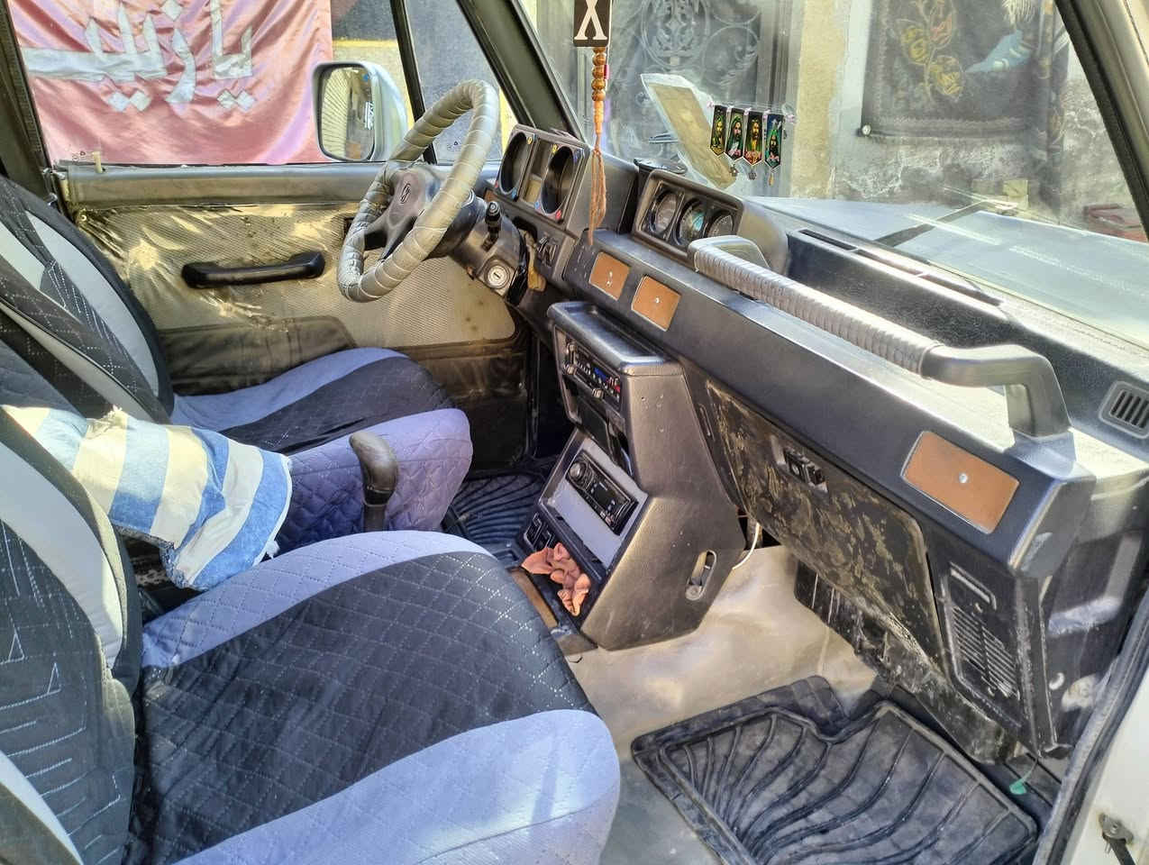 سلام عليكم حبايب كلبي من رخصت مدير الكروب سياره كالوبر البيع نضيف مديل 92 مكينه ففتي  ثنين ونص السياره نضيفه صاعده هزه بشهر 11عنوان بغداد مدينت الصدر سعر 45وبيه مجال


**إذا كنت صاحب هذا الإعلان وتريد حذفه لأي سبب، رجاءا أرسل رسالة إلى الدعم الفني**