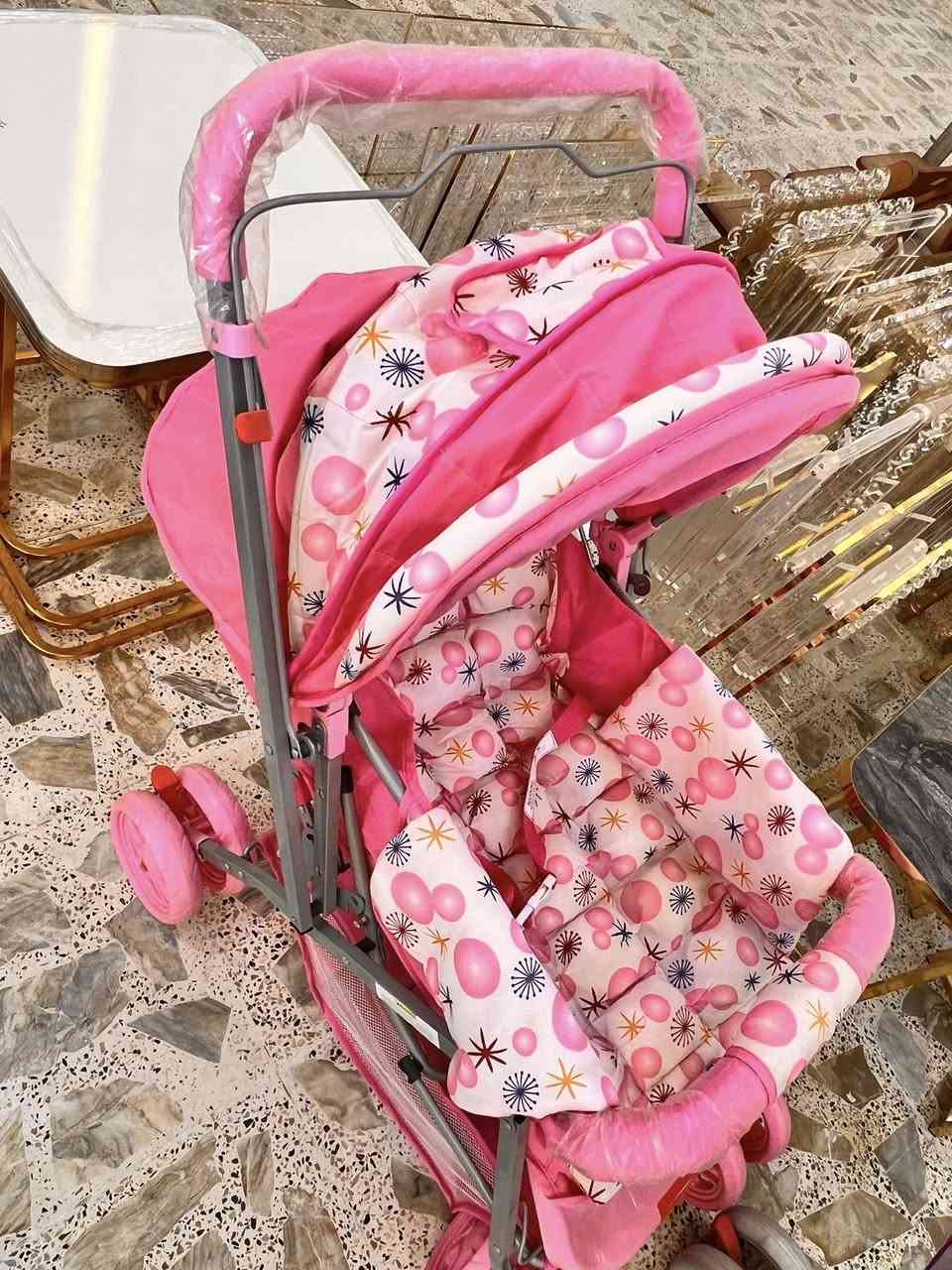 وردي… مثل أحلام البنوتات الصغار 🎀👶راحة، أمان، وأناقة بكل تفصيلة.

لأن الأميرات يستاهلن الأجمل 💗✨عربة تجمع الراحة والجمال.

مشاويرها تصير أحلى… وهي مرتاحة وآمنة 🎀


**إذا كنت صاحب هذا الإعلان وتريد حذفه لأي سبب، رجاءا أرسل رسالة إلى الدعم الفني**