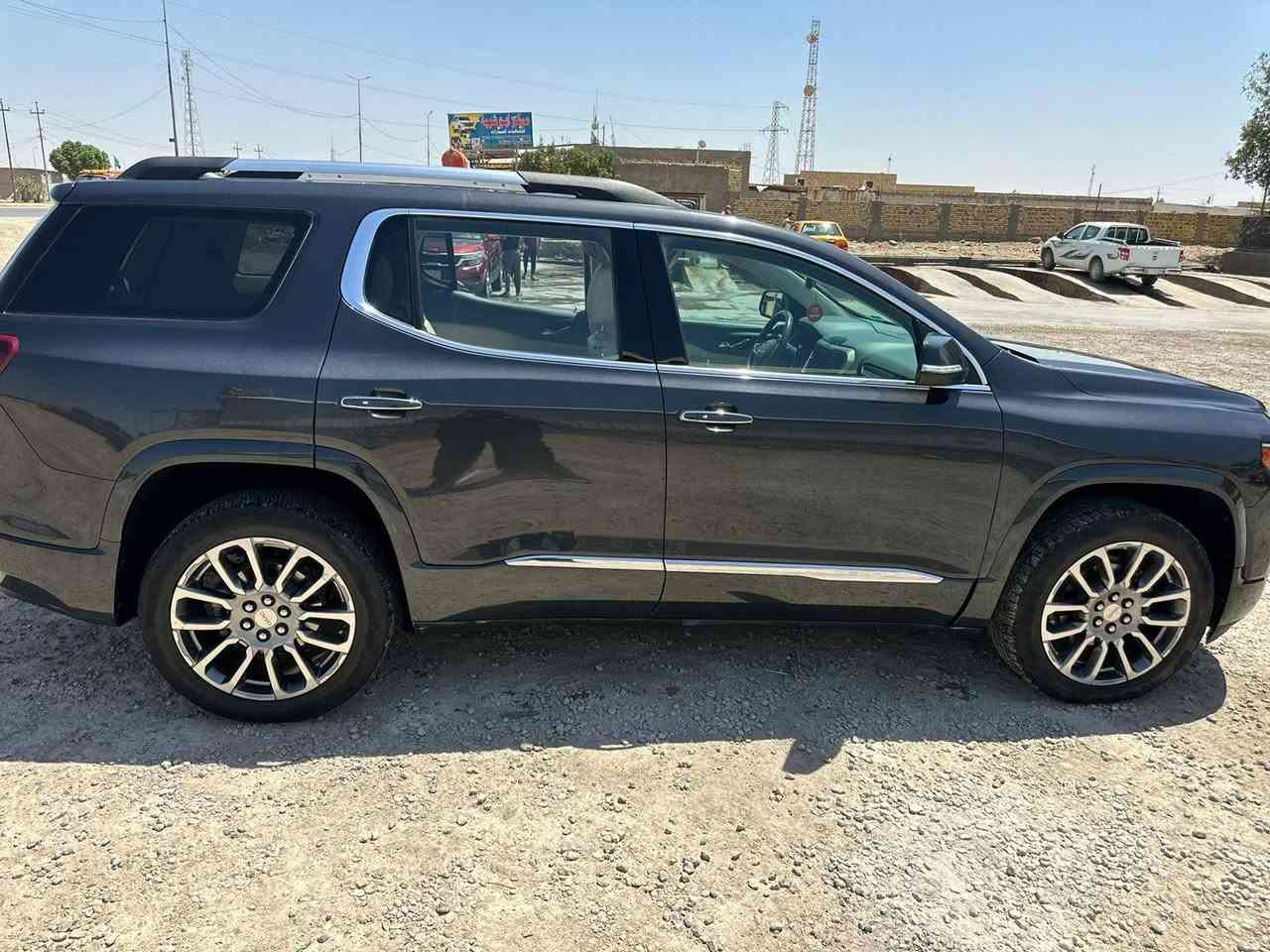 سلام عليكم من رخصه الادمن جمسي دنلي اكديا فول 1/1موديل 2021 ماشيه 80 ميل 
السياره گلين يعني اي شخط مابيه رقمه بغداد باسمي 
السعر 277 ورقه أو بيه مجال 
للتواصل ***********
