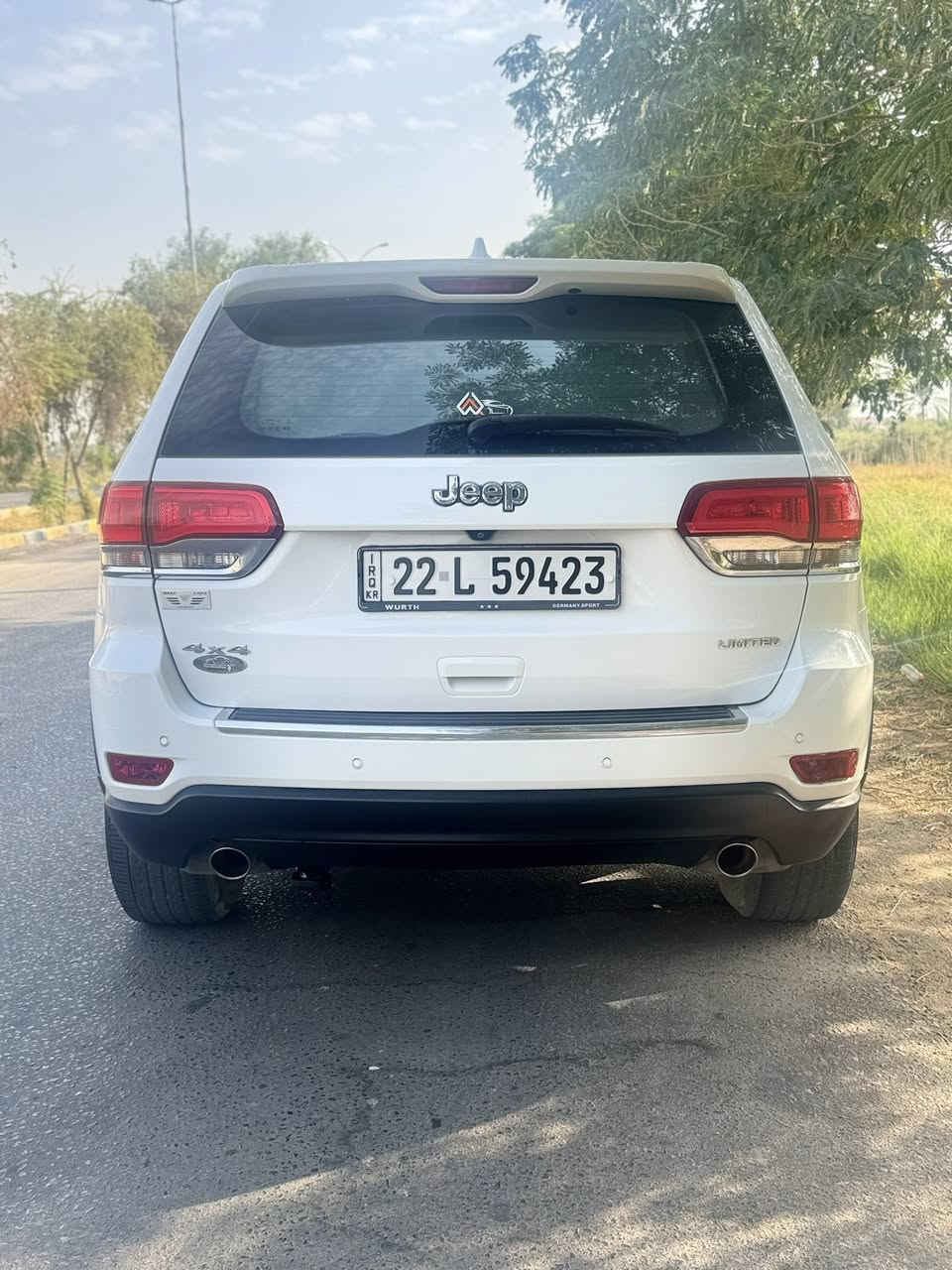 السلام عليكم
جيب كراند شيروكي ليمتد 2018 خليجي رقم اربيل

بيها صبغ بابين ماشيه 85 الف ميل السيارة موجودة بالحلة

السعر 355$ وبيها مجال بسيط 

للتواصل واتساب  ***********
