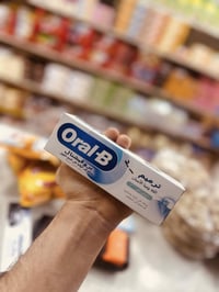 معجون اسنان • فحم مبيض • اورال بي