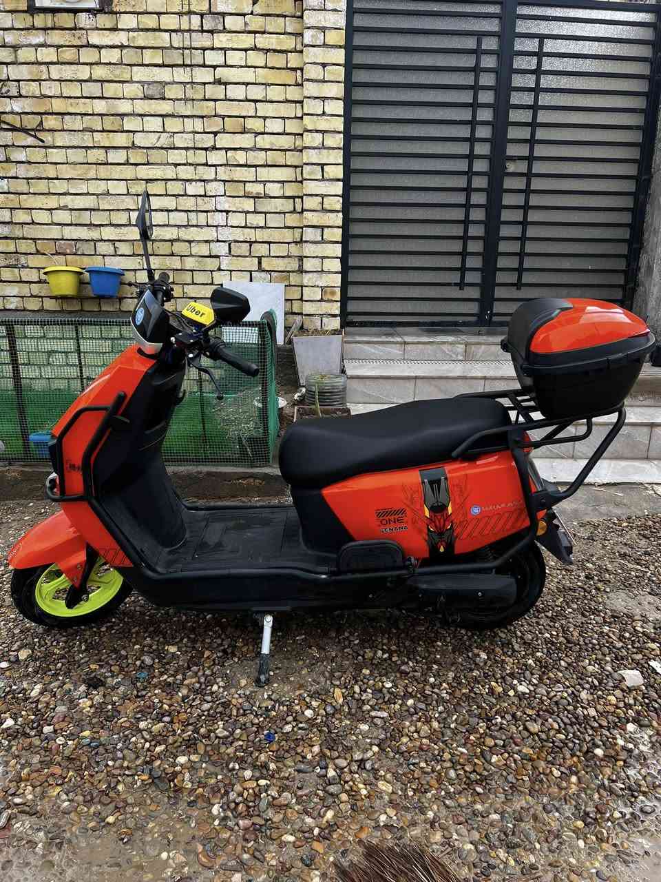 دراجه الحديث جديده ما صار هواي من اشتريته
المواصفات 👇

تمشيك 60كيلو متر ✅

هورن ✅

بيه // بك ترجع اليوره ✅

ضوه //  عالي ناصي ✅

اشاير // يمنه ويسره ✅

استعمال شهر واحد ✅

آلبطاريات // 6 ✅

شاحنه // اصليه مال شركة ✅

جنطة جوة المقعد +صندوق ليورة ✅

سويجين وبصمتين وبطاقتين NFC✅

مقعد طبي✅

تايرات جدد✅

ملف 1500✅

بلوتوث✅

السعر // 850وبيه مجال اتصال ‭

‭0751 634 0610‬

العنوان//بغداد ابو غريب  ✅

✅👑🔥👇✅
