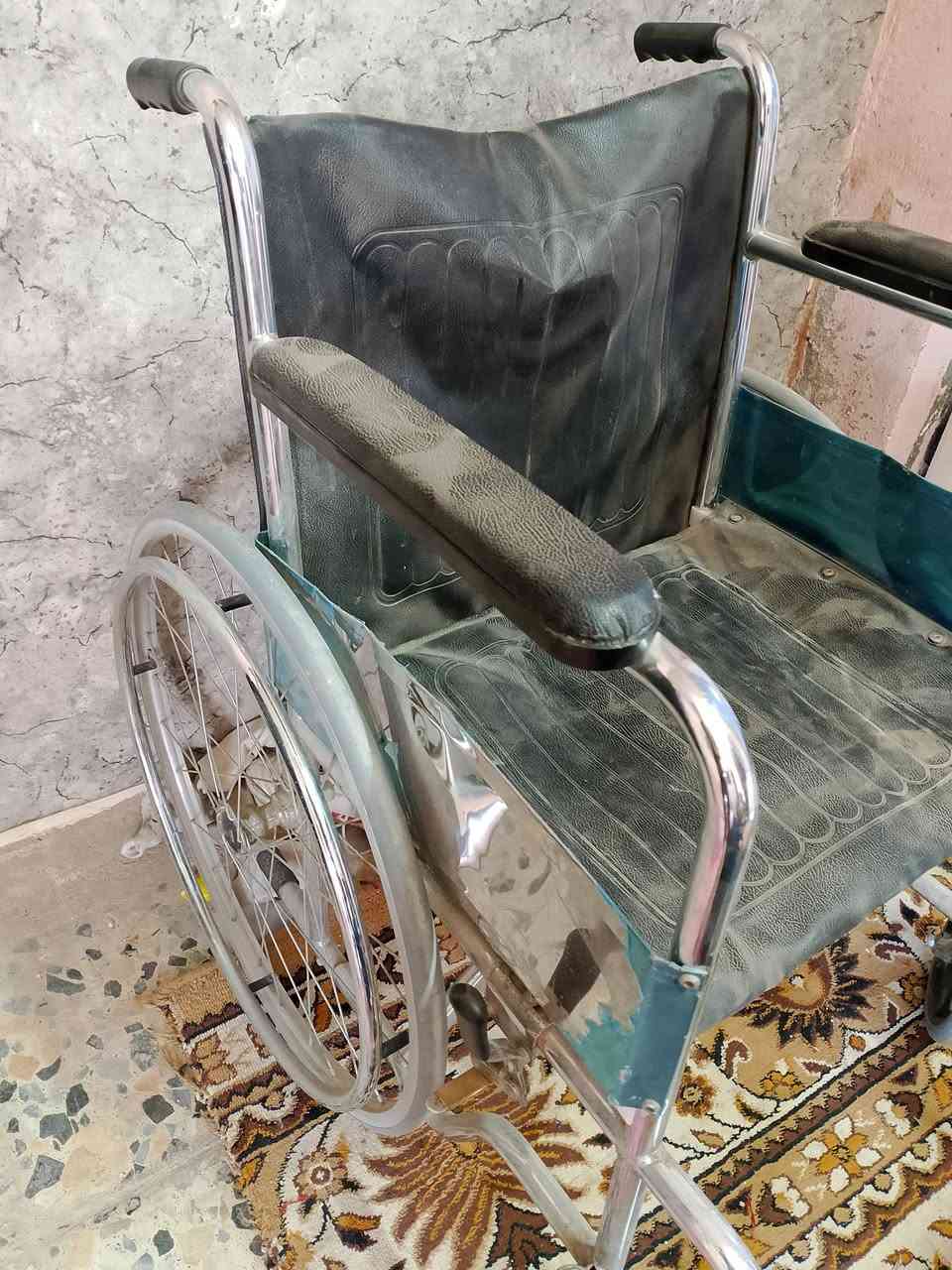 سلام عليكم عربانه للبيع جديده ما مستخدمه ابد حط سعرك وتعال خاص


**إذا كنت صاحب هذا الإعلان وتريد حذفه لأي سبب، رجاءا أرسل رسالة إلى الدعم الفني**
