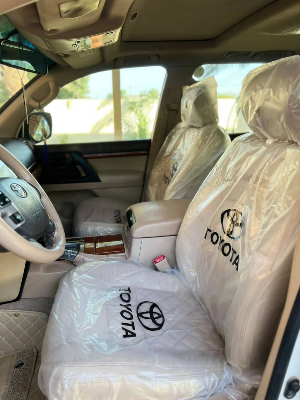 سلام عليكم الانكىروز بريم فول مواصفات 
موديل 13 لبيع أو مروس حسب قناعه سعر
390بيها مجال 
***********
***********
