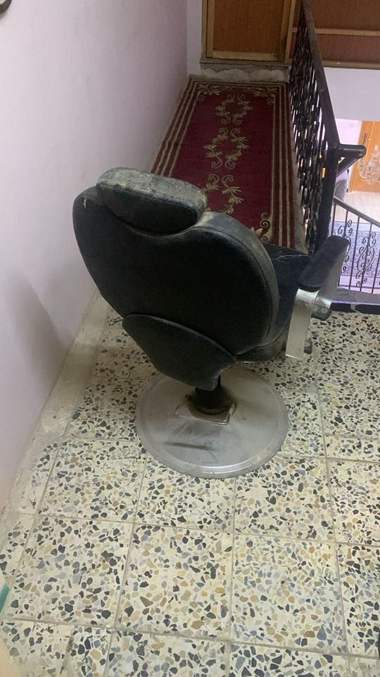 كرسي للبيع جك نضيف صينيه نضيفه
***********
