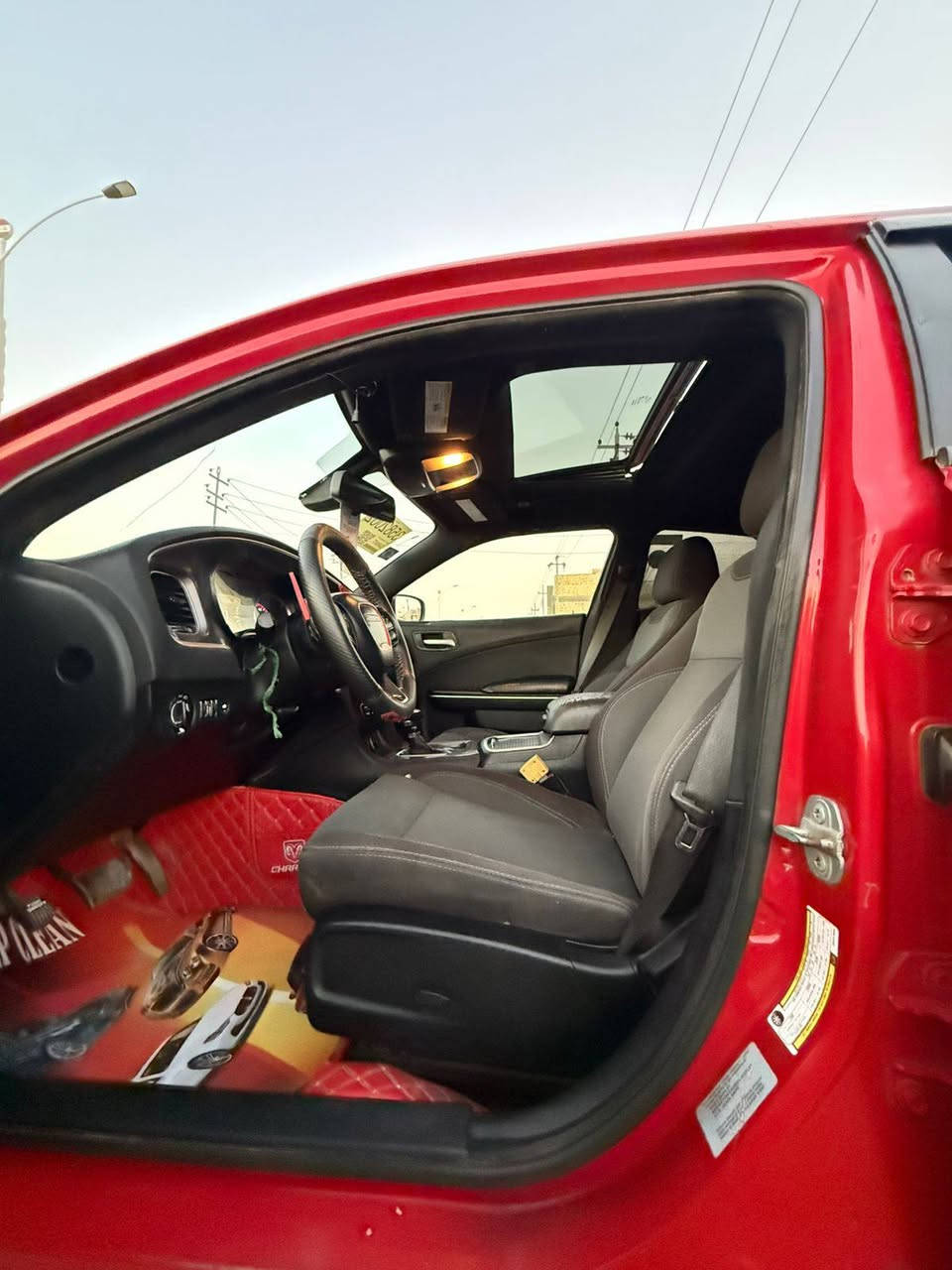 البيع جارجر 2017 اصليه بيها صفحه كلير حره تحويل رقم نكليزي مواصفات شاشه وكامره فتحه سياره فول مواصفات سياره جاهزه مكينه وكير وطخم تاير السعر 180 وبيها مجال مكان سياره ناصريه رقم ***********
