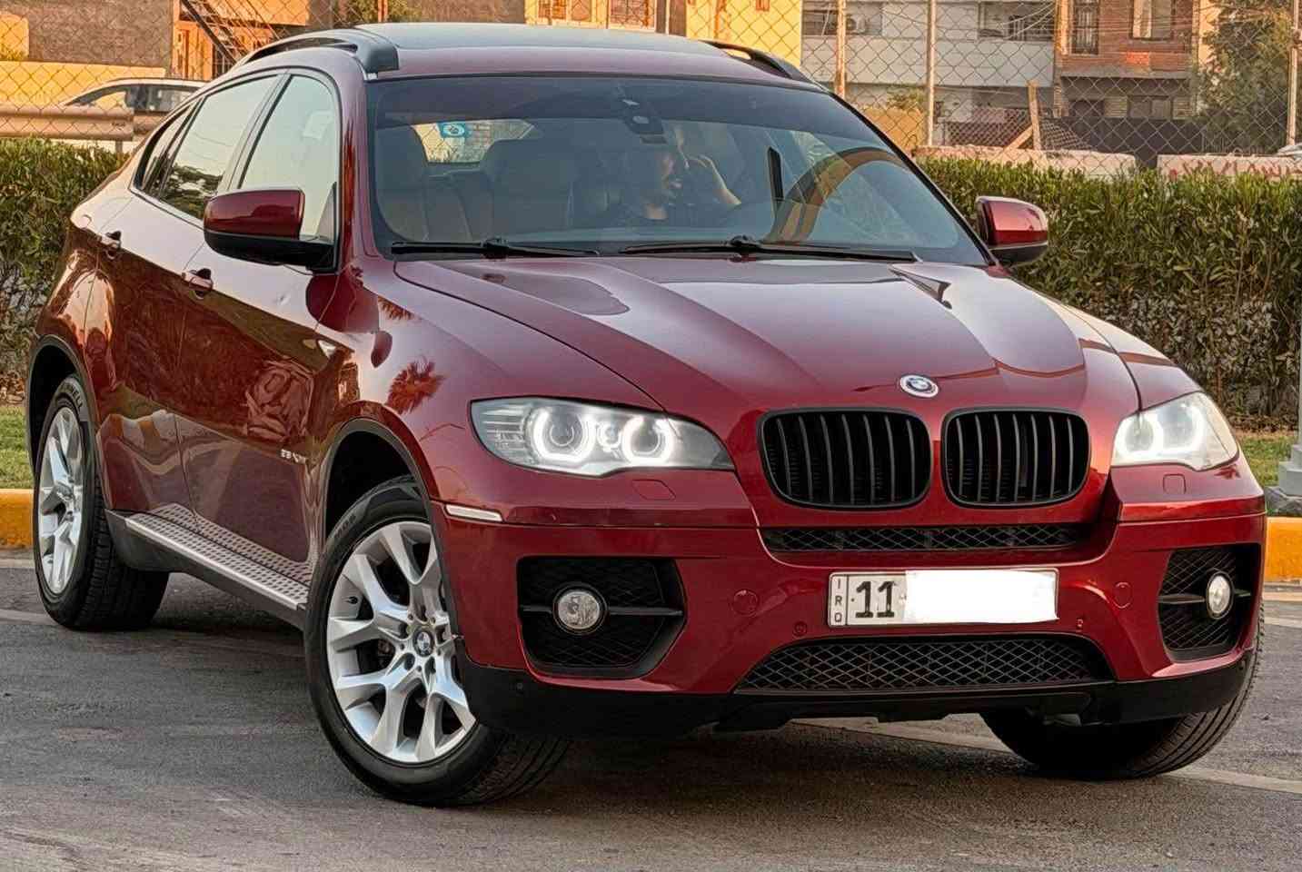 السلام عليكم اخوان 
Bmw /X6. 2011 
مكينه 6 سلندر 3.5 تون باور تيربو
كير اوتو 

المواصفات
بصمه 
سلايد 
شاشه كبيره
سيدس جنجر
ماوس تحكم
 5 كامرات 360 
رادارات 
هاند بريك بصمه
تحكمات ستيرن
شفتات ستيرن
اوتو هولد
كشنات جلد
كشنات كهرباء
كشنات خرن ميموري 
داخل لون عسلي + صاج
قطعتين تبريد
بردات بل ابواب
ويل كب قياس 19 
صندوك كهرباء 
لايتات زينون بلاد
بك لايت LED 
اخوان سياره بيه
 قطعتين صبغ + تكحيل كارت هلال جاملغ خلفي 
رقم بغداد تحويل مباشر 
مكان السياره بغداد 
للاستفسار(.***********) بغداد, العراق
