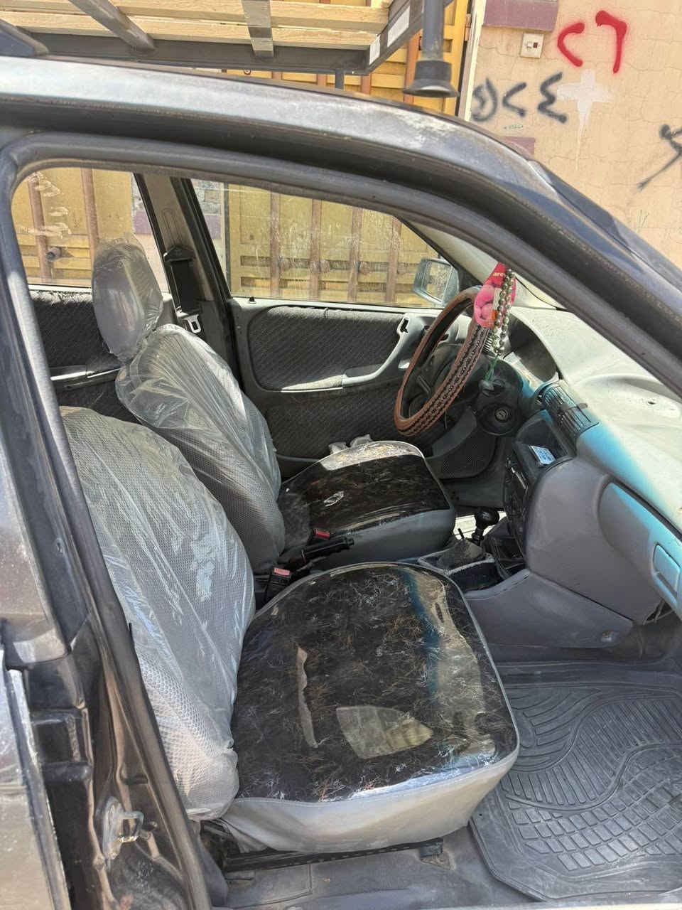 اوبل استرا ٩٢
لون اسود
مكينة ١٦٠٠
سيارة جاهزة ما بيها نقص
رقم بغداد الجديد 
سعر ٤٠ وبيها مجال بسيط

***********
مكلف فقط بالنشر للتواصل على الرقم بغداد, العراق
