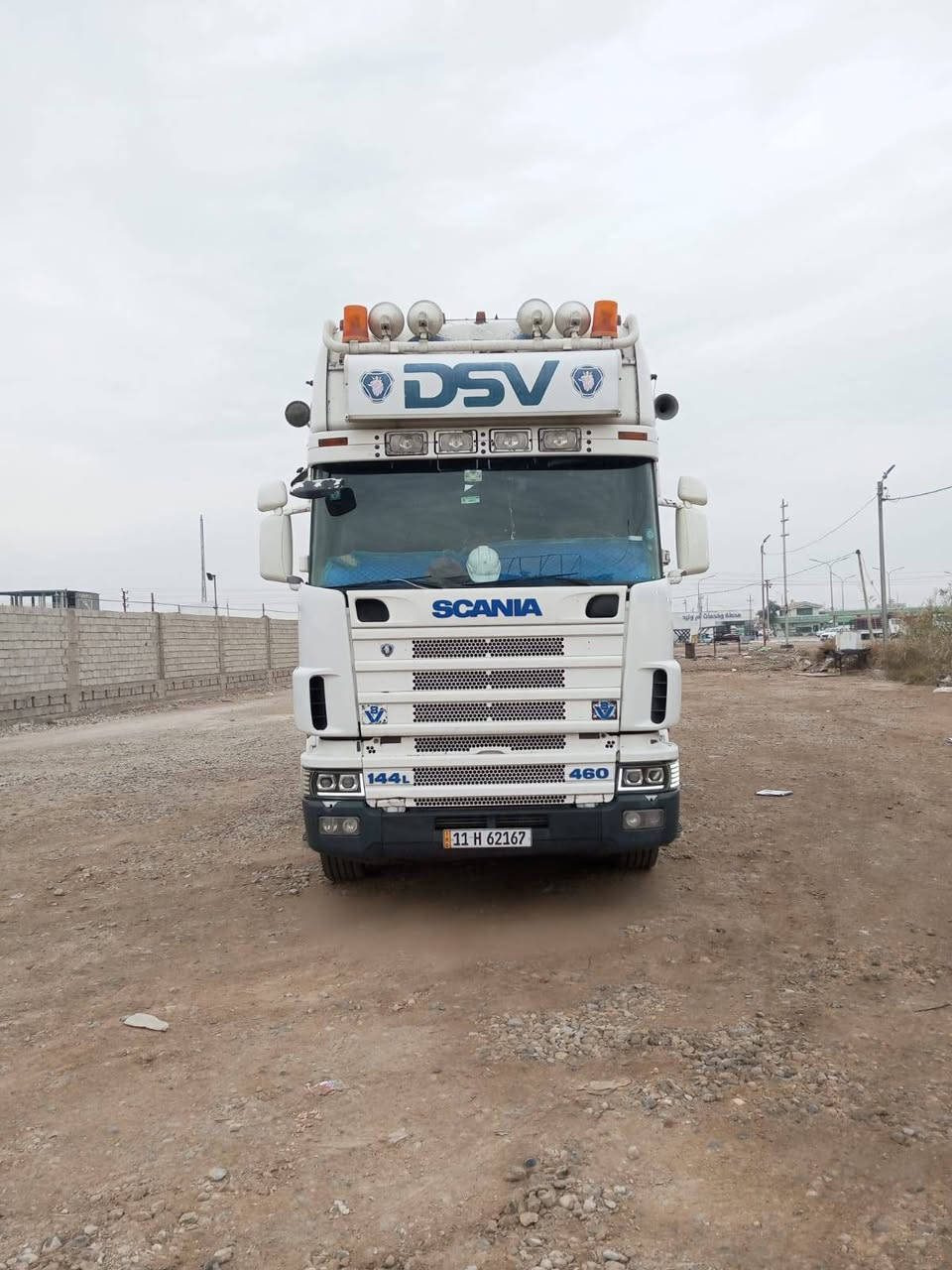 سكانيا موديل 2001 بغداد رقم انكليزي سنويه مجدده مكينه 8 سلندر بم ونوزل طخم تاير لنقل الاسفلت تانكي جديد جوبلس مزوج طخم تاير كل نقص مابيها سياره جاهزه السعر ثلاث شدات وعشرين ورقه موديل ***********
