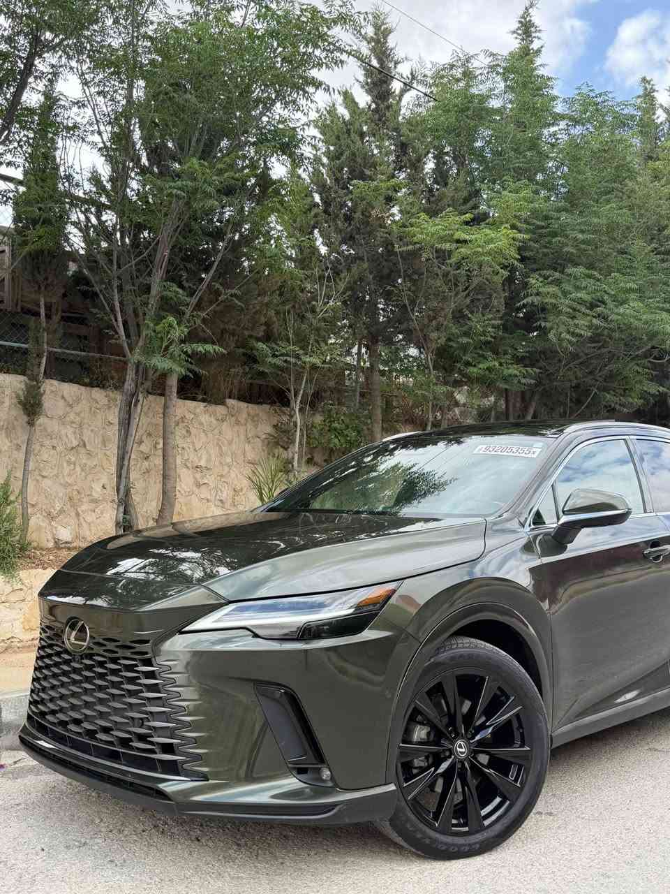 � للباحثين عن الفخامة الحقيقية 🔥

Lexus RX350h 2024 Hybrid

سيارة مصنوعة حتى تفرض حضورها بكل مكان من حيث • الهدوء • التكنولوجيا • القوة • والاقتصاد 🔥

━━━━━━━━━━━━━━━

⚜️ المواصفات:

▪️ محرك 2.5L Hybrid
▪️ دفع رباعي AWD
▪️ قوة ناعمة مع صرفية ممتازة جداً
▪️ تشغيل بصمة + دخول ذكي
▪️ فتحة سقف بانوراما
▪️ شاشة Multimedia كبيرة
▪️ كامرات 360° عالية الدقة
▪️ حساسات أمامية وخلفية
▪️ رادار أمامي + مثبت سرعة ذكي
▪️ نظام المحافظة على المسار Lane Assist
▪️ Blind Spot Monitoring
▪️ كراسي كهربائية Memory
▪️ تبريد وتسخين كراسي
▪️ شحن لاسلكي + USB-C
▪️ نظام صوت فاخر
▪️ باب خلفي كهربائي
▪️ إنارة LED كاملة بتصميم هجومي فاخر
▪️ شفط أبواب
▪️ مرايا شفط كهربائية
▪️ Auto Park صف ذاتي
▪️ لايت أوتو
▪️ زراكة ماء على اللايت ✨
▪️ لون زيتوني نادر يخطف النظر �
▪️جنوط رياضية تعطيك شخصية هجومية

💎 سيارة نظيفة جداً بحالة الوكالة

🟩 حادث سيارة تبديل جاملغ وباب وبنيد نفس لون سيارة بدون صبغ بدون دواخل 

🔷السعر 34,000$ مطروحه في المنطقه الحره سياره جاهزه للشحن تريد اربيل او طريبل واذا تحب عل كتاب شهداء 
🔶 للاستفسار *********** العنوان بغداد حي جامعه شركة الناجح للمزادات الامريكيه والنقل البحري والبري والتخليص الكمركي
