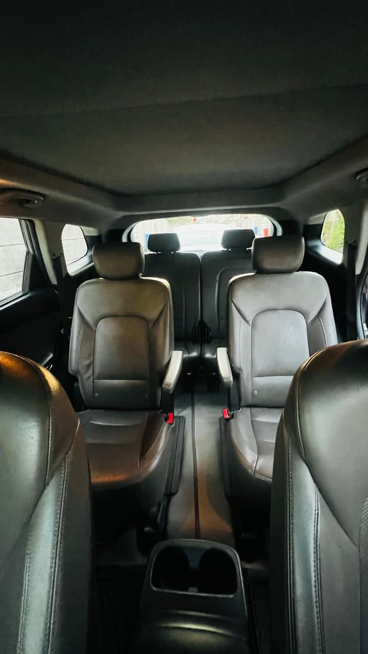 سنتافيا كراند 2017 وارد امريكي
حادث  مرفق بلصورة
فول مواصفات / لمتد vip
رقم بغداد باسمي. تحويل ثاني يوم
ستة سلندر 3300 
ماشية 96 الف  ميل
سبعة راكب
ثلاث قطع تبريد
كشنات جلد 
تدفئة تبريد بالكشنات
كشنات كهرباء
سقف بانوراما 
شاشة كبيرة
ثلاث انظمة قيادة _ايكو _ سبورت _عادي
فول تحكمات ستيرن
بصمة تشغيل _بصمة ابواب
صندوق كهرباء 
_لد نهاري _بك لايت لد 
رادارات جانبية _ حساسات خلفية _ رادار اشاير بالمري _مري قلاب_يدات نيكل
سيارة دفع رباعي _مانع تزحلق _قفل سرعة_هيتر بالستيرن 
رقم الهاتف : ***********
