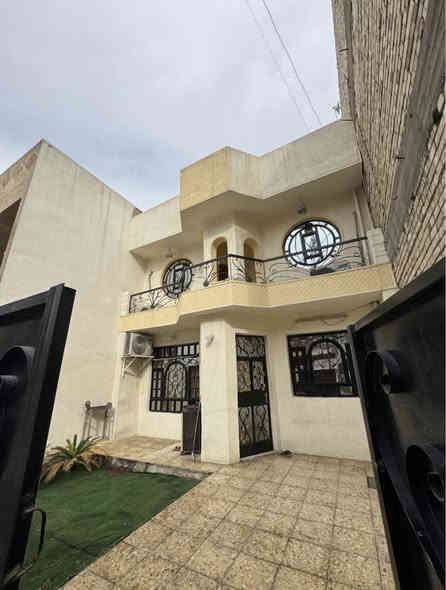 السلام عليكم بيت للبيع في حي تونس ١٥٠ متر
📌طابو صرف زراعي سند ٢٥
📌واجه ٧.٥٠ نزال ٢٠
📌٤ غرف نوم وحده طابق ارضي و٣طابق ثاني
📌كراج +حديق
📌قريب من الشارع العام وبنفس فرع السكني
📌٥ بيت من السكني
📌الشارع عريض
العنوان حي تونس افاق عربيه شارع القرأن الكريم فرع افران صمون الامير
للاستفسار الاتصال على الارقام 
***********
***********
يوجد واتساب
