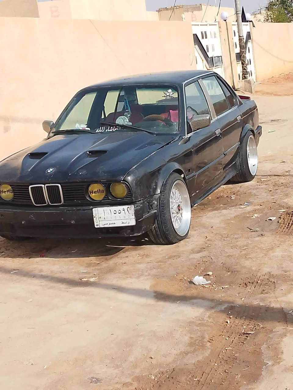 بي ام زعره موديل 88 مكينه وقير جدد اربعه سلندر مفتوح شرط التحويل عنوان بصره سعر 15 سياره رياضي شغاله وين ما تريد***********
