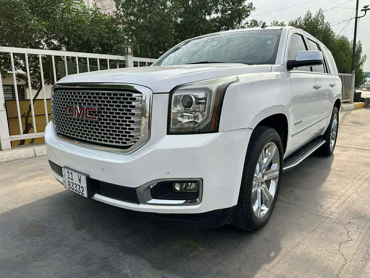 يوكن LT
موديل 2015
بيها قطعتين صبغ 
بدون ايربك جاملغ خالفي وجنطه 
السياره كلش حلوه 
موصفات معروفه ال LT
السعر 285 بغداد بسمي ثاني يوم تحويل 
*********** مكاني بغداد الشعب
