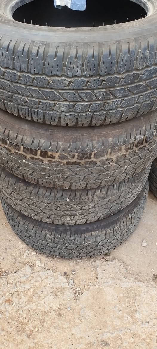 الئ اصحاب الدخل المحدود
للبيع اطارات مستعمله نظافه ونقشه ممتازه قياسات مختلفه 
1- اكثر من تخم قياس 16/65/215 منشٱ ياباني 
2- اكثر من تخم قياس 17/65/265 برجستون ياباني منشا
3-اكثر من تخم قياس 20/65/215 برجستون ياباني منشٱ 
مكان بغداد لطلب تفاصيل اكثر الاتصال *********** تحياتي لجميع بالموفقيه
