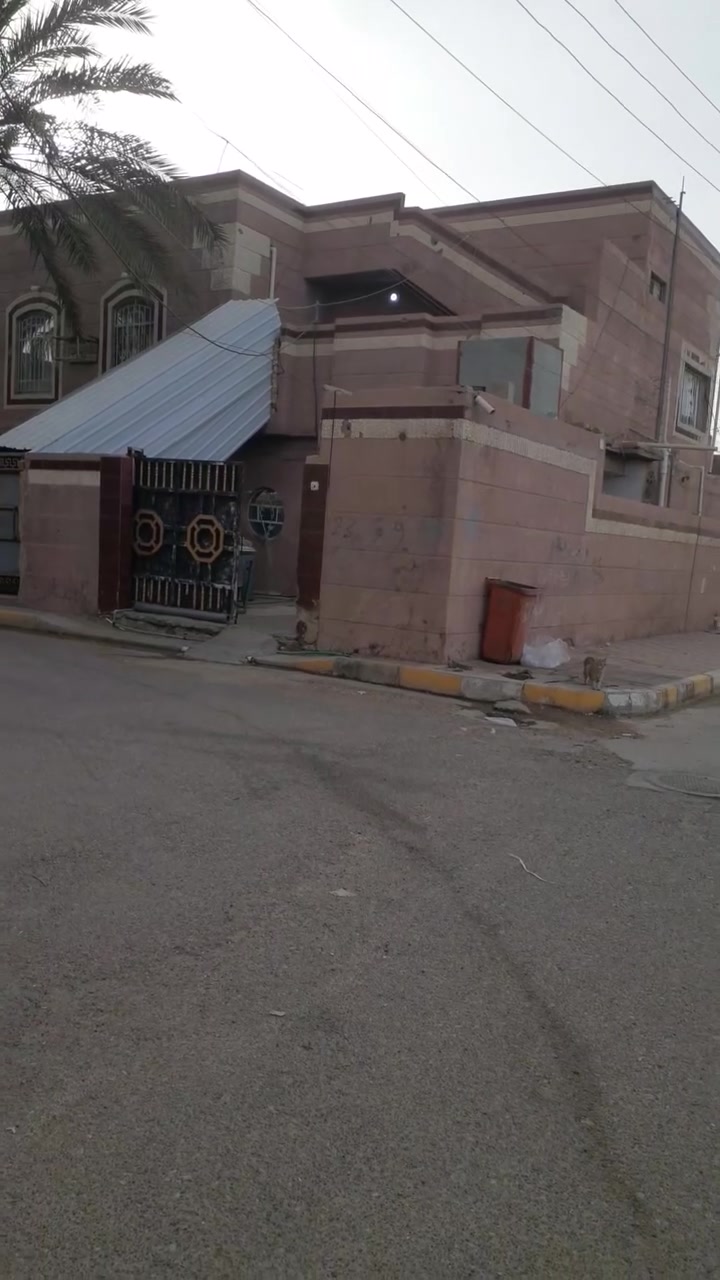 سلام عليكم بيت للأيجار التفاصيل داخل الفيديو تواصل على الرقم ***********
