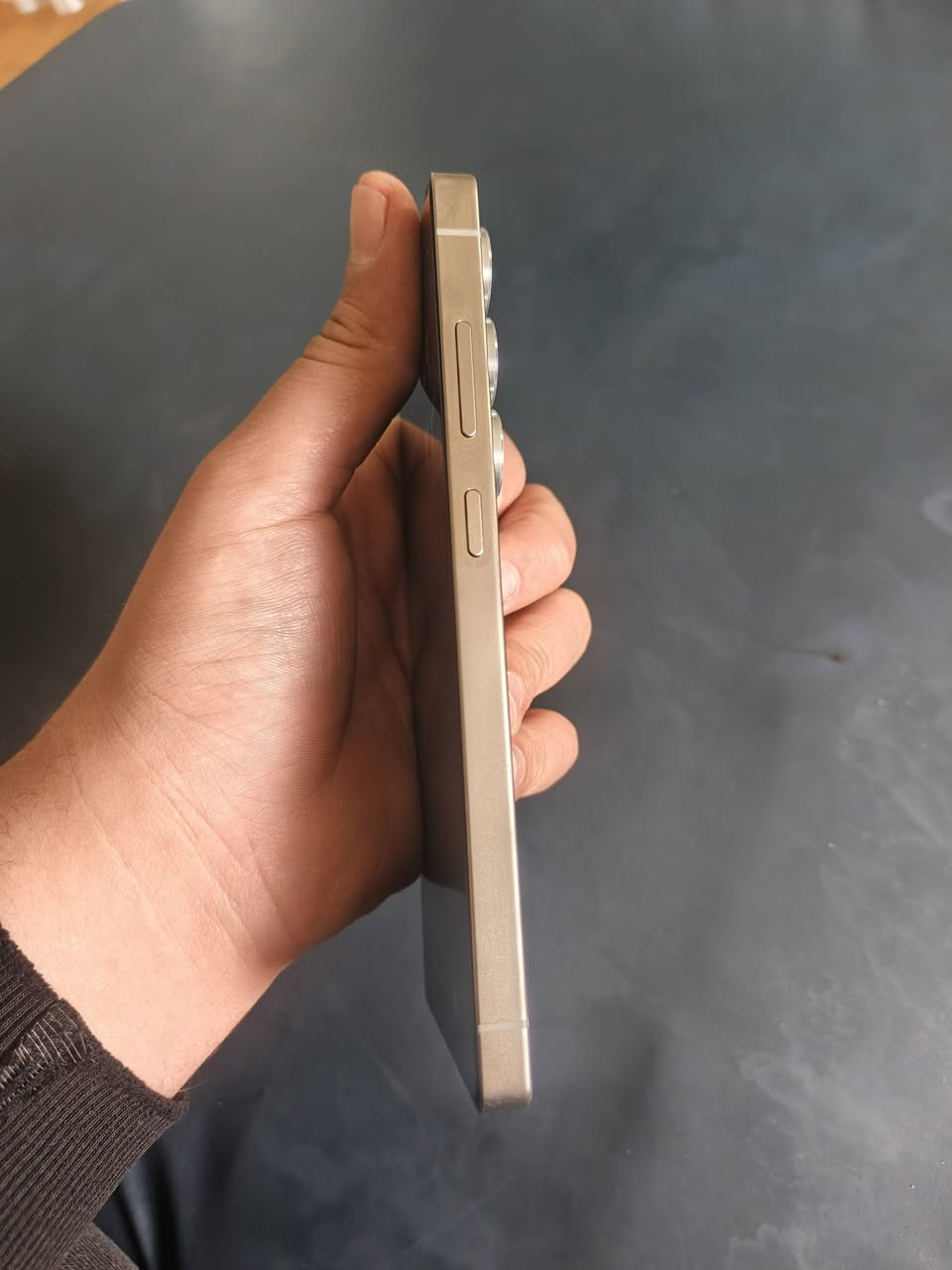 اس 25 التره
ذاكره 256 
رام 12
دبل سيم
نضافه 100/100
سعر   مليون 280 وبي مجال
معه كارتون وكيبل 
معه شاحن سامسونج عين الفهد اصليه
*********** بي وتساب
*********** بي وتساب
