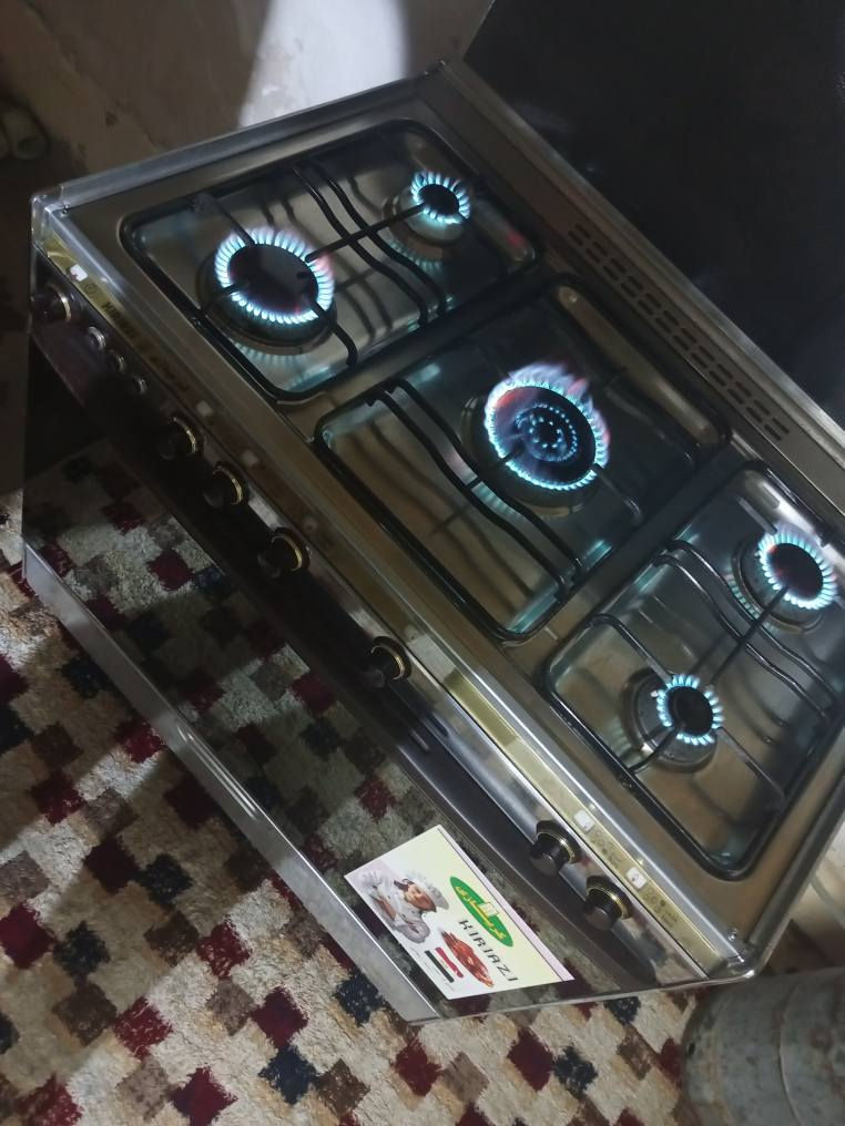 طباخ كريازي مصري حيل نظيف باب الاول شرط الشغل عالفحص العيون والفرن السعر 285 وبيه مجال شراي تفضل خاص. كركوك كركوك, العراق


**إذا كنت صاحب هذا الإعلان وتريد حذفه لأي سبب، رجاءا أرسل رسالة إلى الدعم الفني**