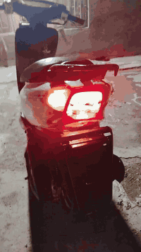 طبعا صورتهة قبل وبعد تغليف شفاف حتى تشوفون نظافه...
دراجه عصفورية 60 نظيفه تجي تفحص وتشوف
 (كوم حديد)  سعر 350 وبيهة مجال لطيبين 
مكاني البلديات  رقمي *********** واتساب
