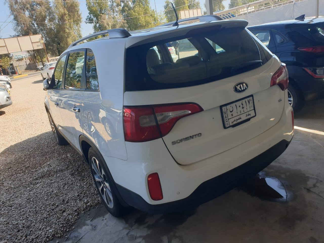 سورنتو خليجي موديل 2015 فوووول الفوووول عدا البنراما محرك 6  سلندر بصمه كامره حساس خلفي امامي كشنات جلد كراسي كهرباء اشاير مري فول الفول محرك جديد بلادي بالكارتون كير تبريد 4 قطع ثلج بلادي 7 راكب السياره كللللش حلوه صدر جديد ماعايزه دينار السياره بيه صبغ كم قطعه ابيع عام افضل الك واليه بيه تجيه كلش خفيفه ومعمره تعمير شركه شررررط مكان السياره نجف شررررط التحويل السعر 138 وبيع مجال قليل كلشي بسعره المكفوله 185 ورقه ماجاوب خاص الشراي يتصل ***********
