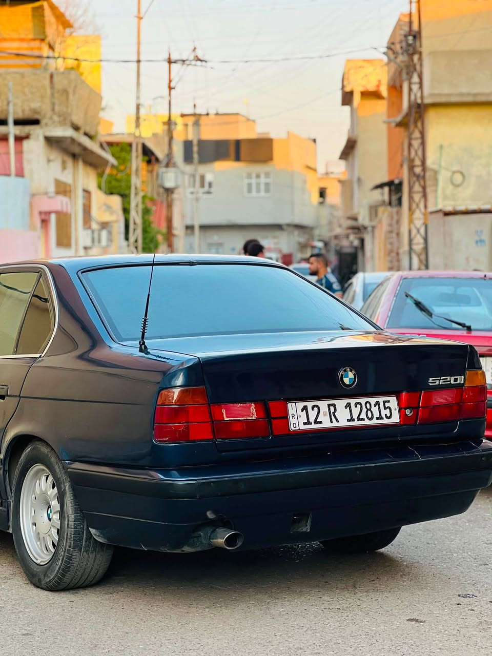 ‏BMW 520  كير عادي 
1992 اصل وفصل
تبريد ثلج
كابون  بانزين 
كبس 
كشنات جلد
سنويه جديده 
كير عادي 
جوم كهرب
تدفئه شغاله
تايرات جدد 4 
طخم + دسكات جدد
كير شرط 
محرك شرط 
كهربائيات كله شرط شغال 
زنون عالي يسوي ليل نهار 
غرفه جلد  
شرط وكاله وتحويل 
السعر 48 ورقه وبيها مجال 
موصل حي الوحده
***********
