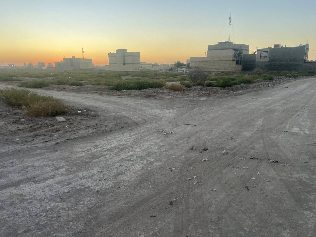 عروض مكتب البشائر 🔰
📌متوفر 9192 كامله 200م ب 2/10 بيان وكاله 
مكانها نضيف وجيد .سعرها على الخاص وات ساب 
..
متوفر 100م  6631 تدفع نص تعقيب ونص وصل بلديه السعر خاص 

التواصل ☎️ *********** 📱 ابو باقر 
متوفر وات ساب نفس الرقم ✅
