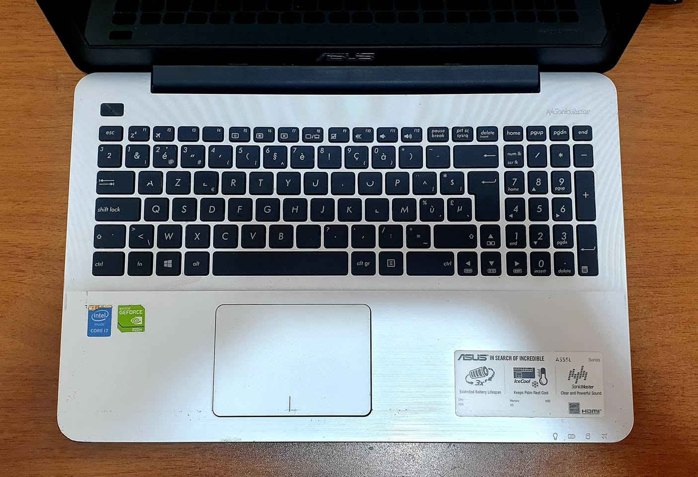 Asus i7 الجيل الرابع 
الرام 8G  والهارد 120ssd 
حجم الشاشة 15.6 
كارت الشاشة خارجي 2G geforce 
البطارية جديدة مناسبة للبرامج الهندسية والالعاب المتوسطة والدراسة والمكاتب السعر 200 الف


**إذا كنت صاحب هذا الإعلان وتريد حذفه لأي سبب، رجاءا أرسل رسالة إلى الدعم الفني**