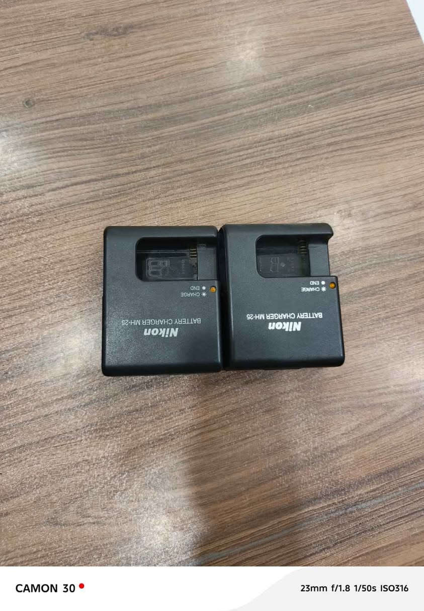 السلام عليكم معدات تصوير للبيع 
استاند ثلاثي بلكارتون مستخدم مره وحده 
ستاند أحادي جديد  بلكارتون 
فلاش فديو جديد  بلكارتون 
مايك بويه جديد 
شاحنات فول فريم عدد2
عدسه 18.105
عدسه18.55
حزام جتف مستخدم قليل 
للاتصال *********** الرفاعي, ذي قار
