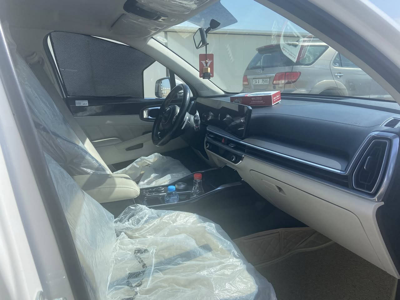 السلام عليكم شباب 
 للبيع  
كيا سورنتو 2024 استلام زيرو خليجي 
ماشية 110 الاف كم فقط
رقم اربيل الجديد سنوية جديدة تريد تحويل تريد وكالة 
مكينة ستة سلندر 
كفاله عامة من كلشي عدا كارت احمر كد اربع اصابع وطخه
سيارة كلها ع وضع الشركه
المواصفات :- 
ويل 19
بصمة تشغيل وابواب وجنطة
كامرة خلفية
كشنات جلد
كشنات كهرباء 
كشنات الخلفيه قلاب كهرباء 
شاشة متصله
شفتات ستيرن 
تشغيل عن بعد 
حساسات 360 
ثلاث انظمة قياده 
شحن لاسلكي
منافذ تايبسي
بصمة عدد اثنين
بلوجكتر لد
مري شفط 
ترحيب 
لد مخفي متغير الاوان 
دمام بوس
سبعة راكب 
سبير ما نازل
الخ من المواصفات المعروفة …..
الاضافات :- 
سيارة استلام على ادينه زيرو 
السعر 285$  وبيها مجال بسيط للشراي 
مكان السيارة البصره
للاستفسار ***********
