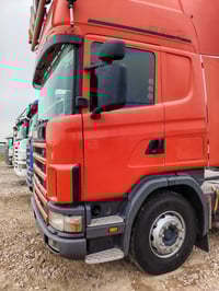 للبيع كفالة عامة ٢٠٠٣ سيارة جديدة، للستفسار ٠٧٨٢٧٥٧٠١٥٥ مكلف بنشر