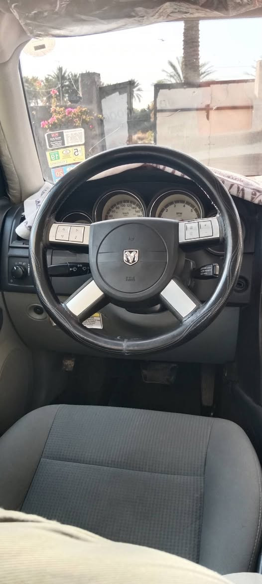 جارجر 2008 رقم دهوك الجديد بأسمي سنويه إلى 2027 تخم تاير جديد حداديه جديده كهربائيت كله شغاله محرك خير من الله نضيف ضربتها بالجنطه وبيه كم قطعه صبغ بس اني ابيع احزام افضل الي والك مكانها بابل /القاسم السعر 105 رقم الهاتف***********//الاثير *********** بيهن واتساب
