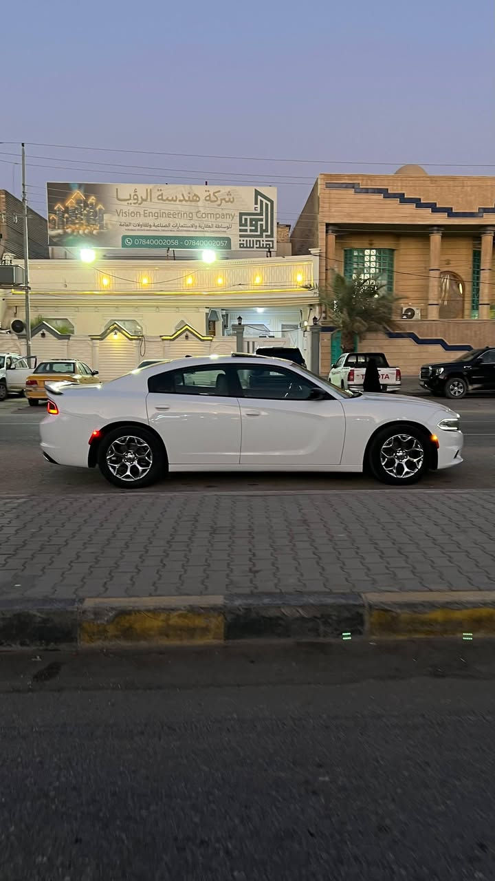 السلام عليكم
شباب المنشور واضح وتفاصيل كله واضحه والله يرزق الجميع 
___________________________
🔷السيارة : #دوج_جارجر
 SXT PLAS
 يعني فول للاخير

🔷سنة الصنع : 2021
🔷اللوحة : اربيل دولي مداور او وكاله 
🔶السعر : 220 ورقة 
🔷الضرر : تبديل وصبغ البنيد وبيه كلير من امريكيا باب خلفي وجاملغ خلفي بدون معجون بدون فتح  (صور الضرر مرفقة بالاعلان)
🔷ضرر الايرباك : ستيرن ودشبول وبردة وراجع سستم اصلي ودشبول مغلف علمود التطريز 
🔷رقم الشاصي : 2C3CDXBG4MH548464
______________________________________
🔷المواصفات:
🔹حجم المحرك 6 سلندر 3.6L
🔹عداد المسافة 72 الف ميل 
🔹فتحة سقف
🔹حساسات خلفية
🔹كراسي جلد بلاد 
🔹الكراسي الامامية كهرباء وتدفئه تبريد 
🔹الكراسي الخلفيه تدفئة 
🔹ويل كب حجم 18 انج مع اطارات بحالة جيدة
🔹وضعيات قيادة
🔹لايتات LED بالكامل
🔹شاشه تحكم بالايعازات
🔹تحكم ستيرن جهتين
——————————————
☎️ الاتصال :
***********
📍النجف الاشرف -
