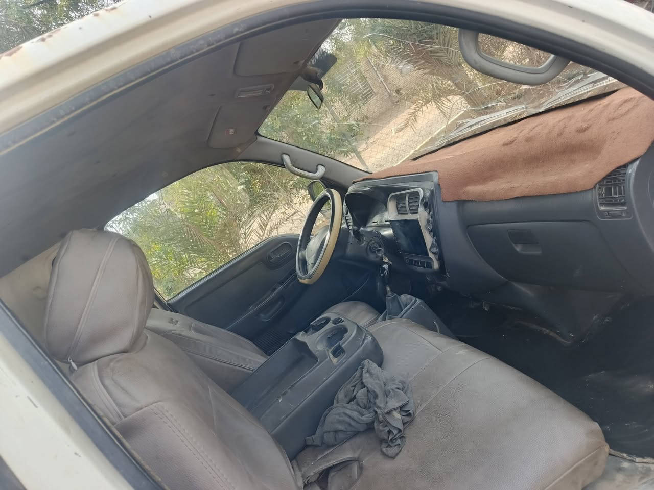 سلام شباب سياره موديل 20010 رقم انكليزي بأسمي مكينه الفين وسبعميه مكاني بغداد حي البتول السعر 85 وبيهه مجال مكلف بل نشر لحد يراسلني ***********
