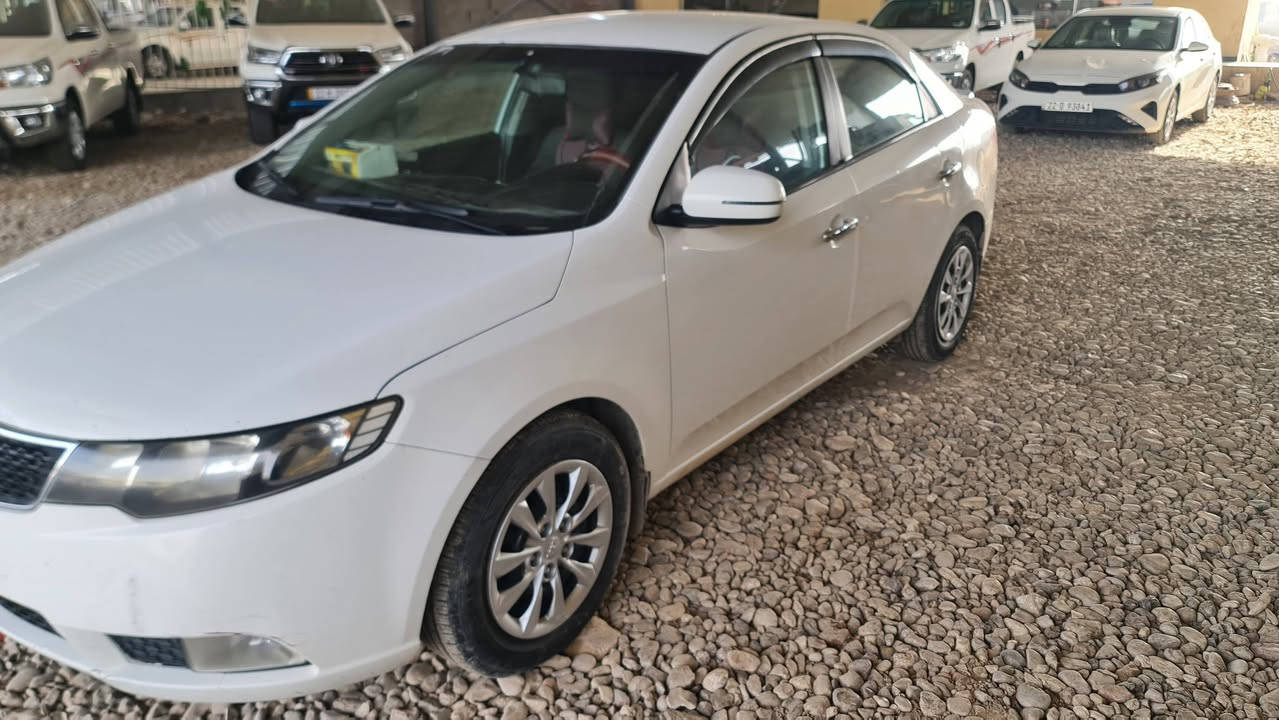 البيع سيراتو موديل 11 رقم سليماني محرك 1600 سونار موجود المكان واسط الزبيديه ***********
