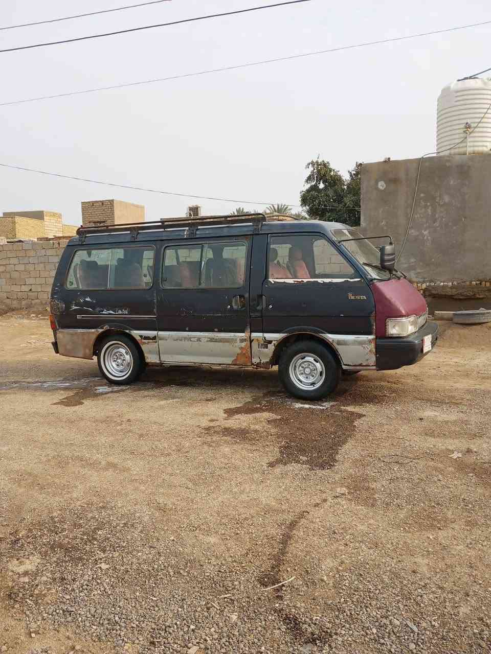 السلام عليكم للبيع كيه بستا 
مديل 93كير اكسن جدد حداديه مكينه كهربائيات خير من الله غرفه نضيفه سياره گبل للشارع السعر 25وبيها مجال قليل المكان بابل قضاء القاسم للستفسار.
***********
