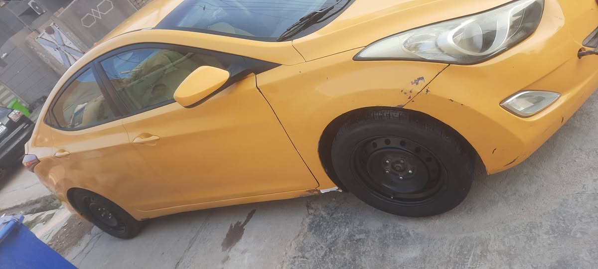 للبيع او المراوس بأقل النترا ٢٠١٢ رقم ديالى انكليزي بأسمي مصفره هيئه وغرامات ومرور  السياره كامله ماناقصها اي شي تحويل ثاني يوم مشروع وطني مكاني واسط الصويره للاستفسار اكثر الانصال عاى الارقام التاليه *********** *********** اخوكم ابو محمد
